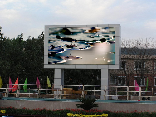 桂城路边广告LED显示屏